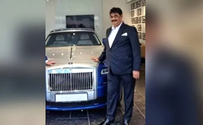 Sanjay Gaikwad Who Owns Rolls Royce Booked For Rs 35000 Power Theft - Sakshi