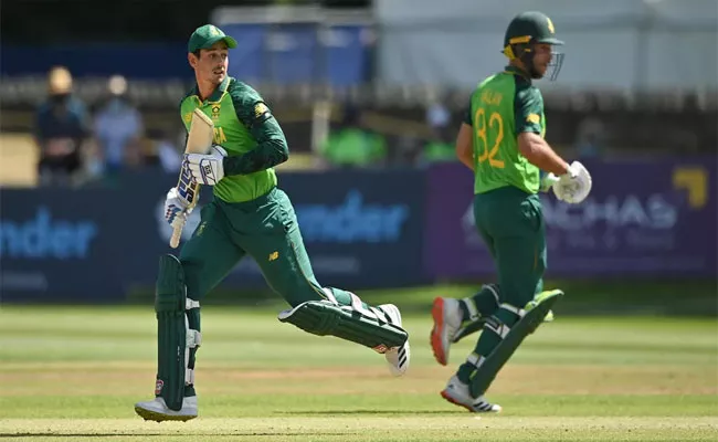 As De Kock And Janneman Malan Hits Huge Centuries, South Africa Scores Huge Score In Third ODI Against Ireland - Sakshi