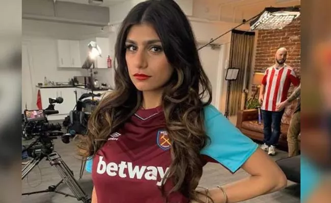 Former Adult Star Mia Khalifa Denies Cuba President Puppet Allegations - Sakshi