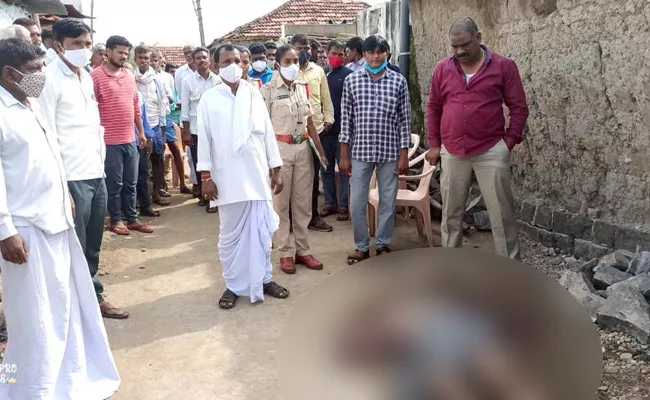 A Government Employee Was Brutally Assassinated In Adilabad - Sakshi