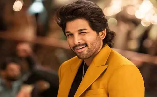 Allu Arjun In Hindi Remake Of Ala Vaikunthapurramuloo As a Guest Role - Sakshi