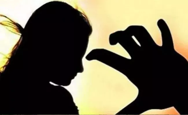 Man Molested Young Girl In Mahabubnagar District - Sakshi