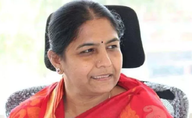 Cabinet Status For Telangana State Women s Commission Chairman Sunitha Lakshmareddy - Sakshi