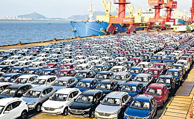 India Increased Vehicle Exports During April-June This Year Were 14,19,430 Vehicles - Sakshi