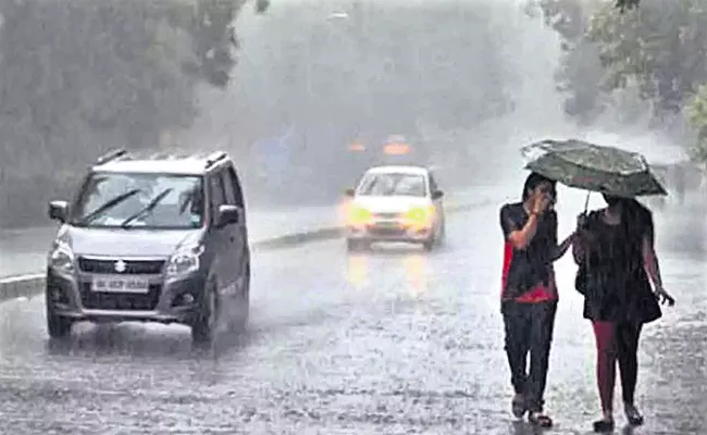 Heavy rains in 5 districts of Andhra Pradesh - Sakshi