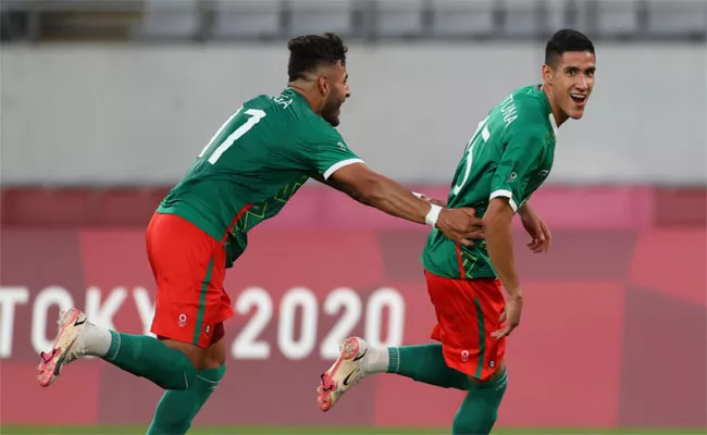 Tokyo Olympics: Mexico Soccer Stuns France By Beating 4-1, While Egypt Spain Match Ends In Draw - Sakshi