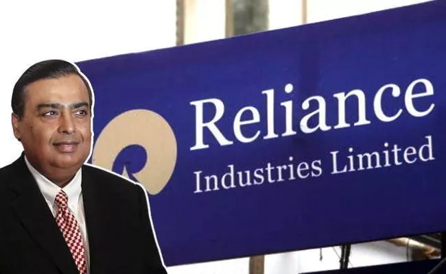 Reliance Retail Net Profit More than Doubles In a Year - Sakshi