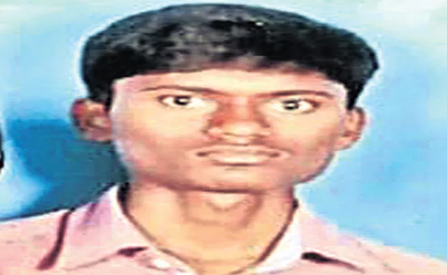 Young Man Hangs Himself In Chittoor - Sakshi