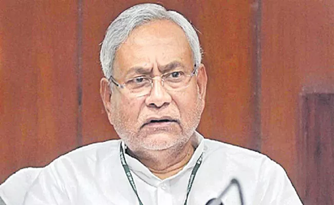 Bihar CM Nitish Kumar reiterates demand for caste-based census - Sakshi