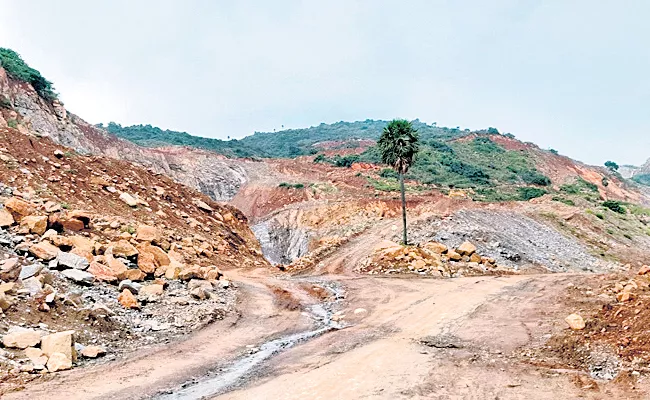 Illegal Mining Threat To Bojjannakonda In Anakapalle To Visakhapatnam - Sakshi