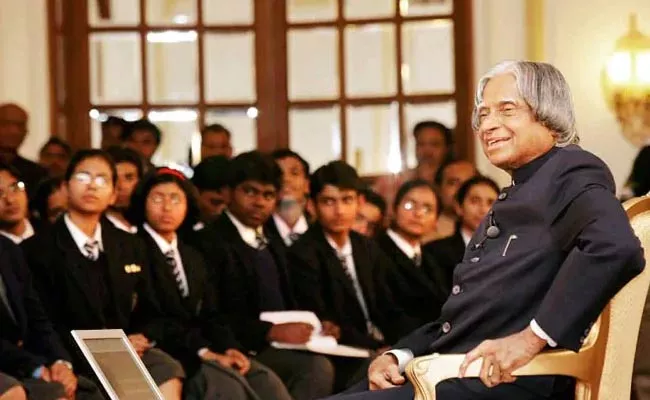 APJ Abdul Kalam Death Anniversary Kalam Similarities With Gandhi - Sakshi