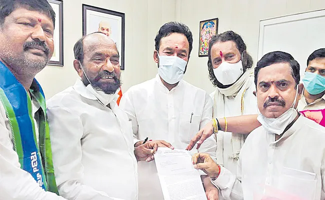 BC Leader R Krishnaiah Meets MP Kishan Reddy Over Judges Appointment - Sakshi