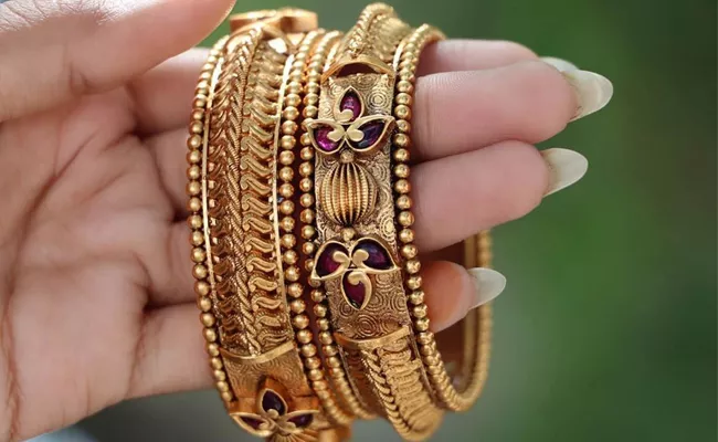 30 Percent Off Making Charges For Gold Bangles - Sakshi