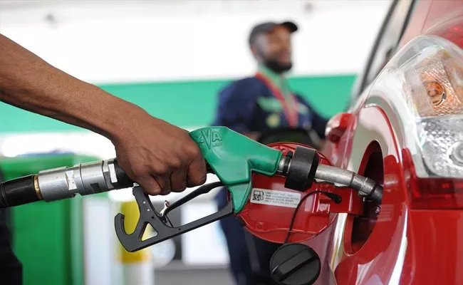 Petrol Price Hiked Again On Sunday - Sakshi