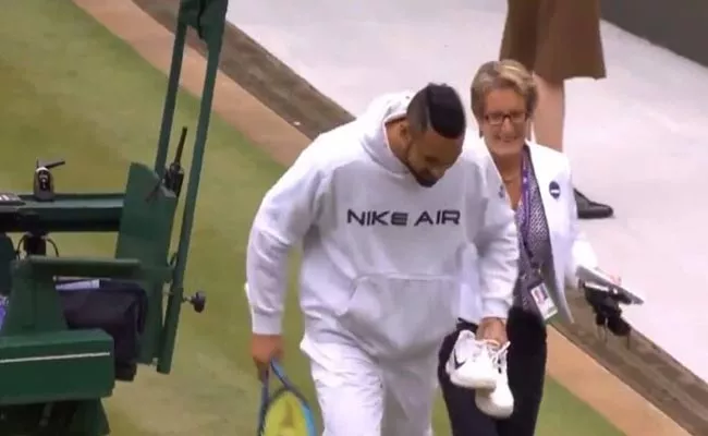 Wimbledon 2021: Nick Kyrgios Forgets His Tennis Shoes Before Match - Sakshi