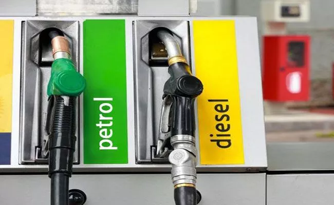 Petrol Price Hiked 4th Time In July 2021 - Sakshi