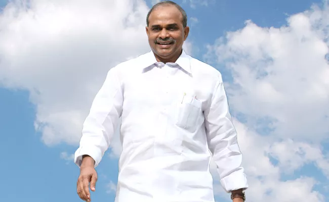 YSR Birth Anniversary: People Remembers YS Rajasekhara Reddy For Aarogya Sri Scheme - Sakshi