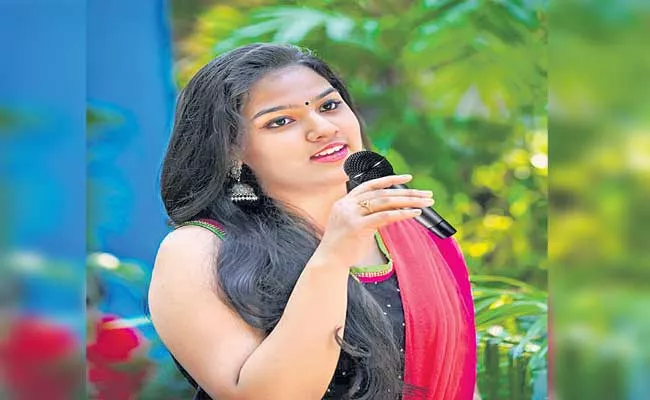 Hyderabad: Ful Story On Classical  Music Singer Malavika - Sakshi