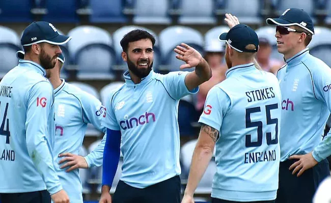 England Beat Pakistan By 9 Wickets In The First ODI - Sakshi