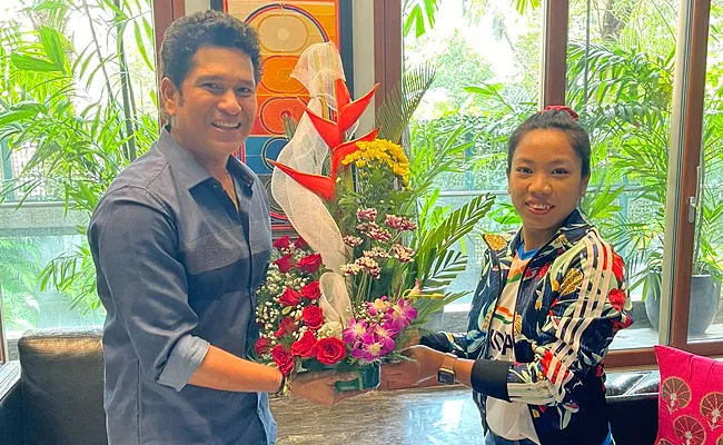 Tokyo Olympics Silver Medalist Mirabai Chanu Meets Sachin Tendulkar - Sakshi