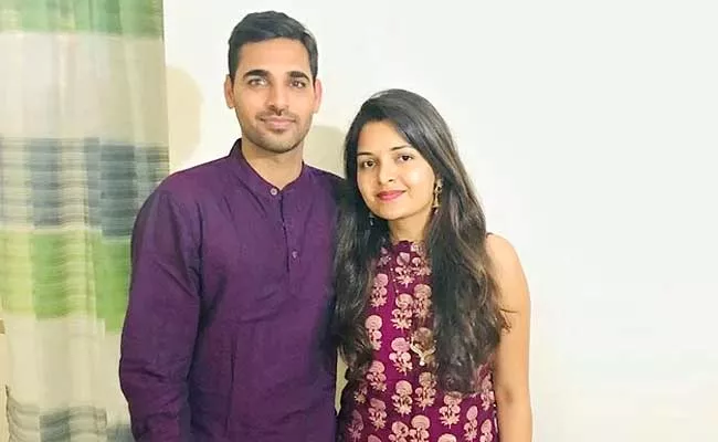 Bhuvneshwar Kumar Hilariously Trolled By Wife Nupur Poor Mehendi Design - Sakshi