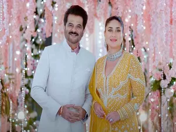 Anil Kapoor And Kareena Kapoor Joins Malabar And Gold Diamonds Wedding Anthem - Sakshi