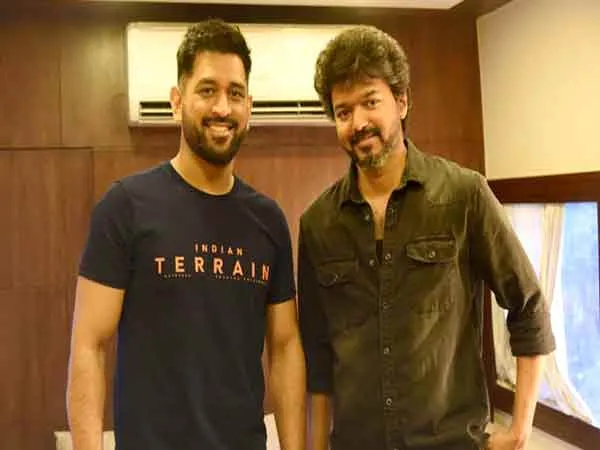 Vijay And MS Dhoni Meet in Chennai Photos Goes Viral - Sakshi