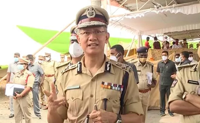 Vijayawada: Dgp Gautam Sawang Inspects Independence Day Arrangements - Sakshi