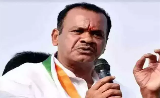 MP Komati Reddy Venkat Reddy Comments On Congress Dalith Meeting In Ibrahim Patnam - Sakshi