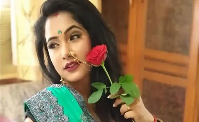 Bhojpuri Actress Trisha Kar Madhu Private MMS Video Gets Leaked - Sakshi