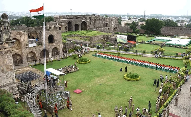 Traffic Restrictions For Independence day Celebrations At Golconda Fort,  - Sakshi