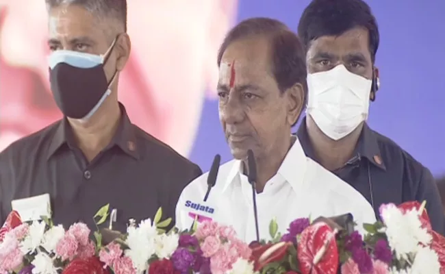 Huzurabad Bypolls: CM KCR Reached Shalapalli Public Meeting - Sakshi