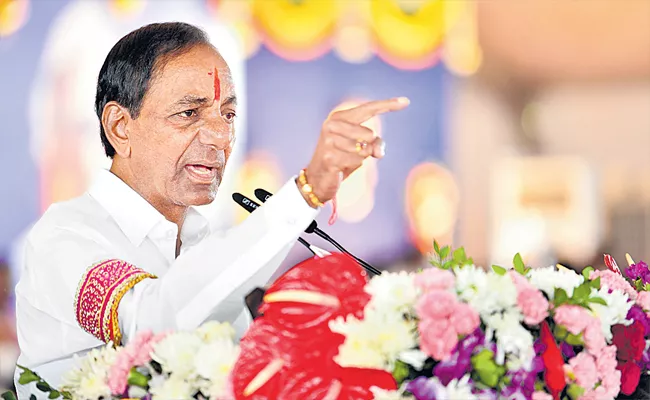 Telangana: CM KCR launches Dalit Bandhu In Huzurabad - Sakshi