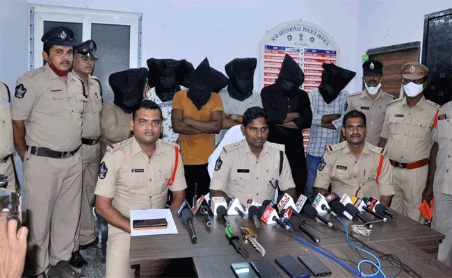 9 Was Arrested By Police In Assassination Case In Andhra Pradesh - Sakshi