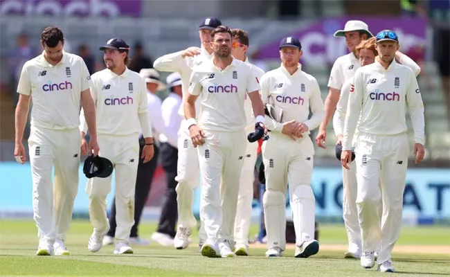 British Media Slams English Cricket Team For Lords Test Debacle - Sakshi