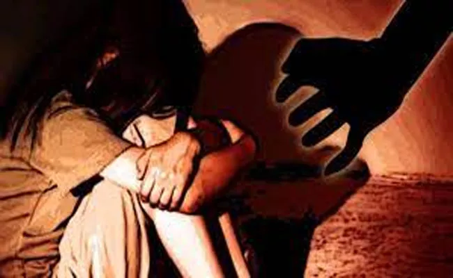 Boy Molested On Minor Girl In Nizamabad - Sakshi