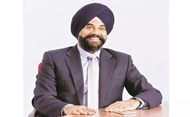 Tariff Hike Key To Sector Revival Says Vodafone Idea Ceo Ravinder Takkar - Sakshi