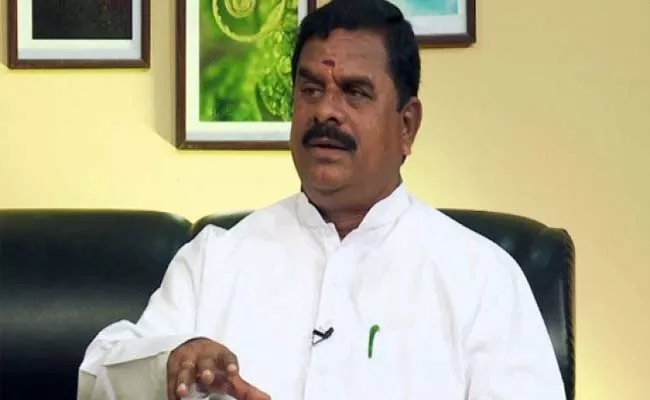 Legislative Council Former Chairman Swamy Goud Fires On KCR - Sakshi