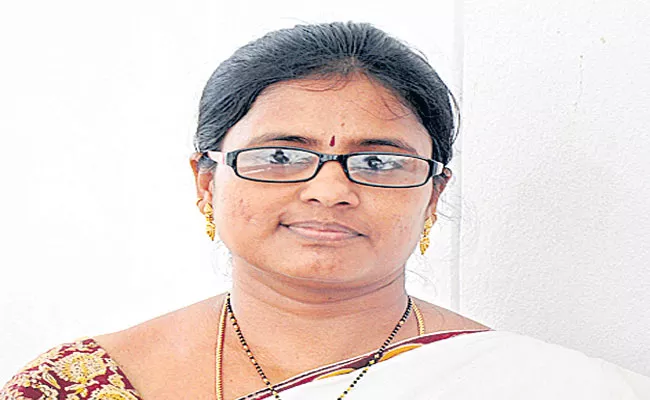 TPCC Secretary Kalpana Kumari Passed Away - Sakshi