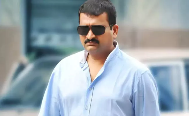 Bandla Ganesh Become Hero With Tamil Movie Telugu Remake - Sakshi