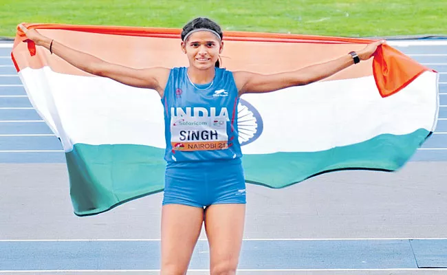 Indias Shaili Singh clinches silver in womens long jump - Sakshi