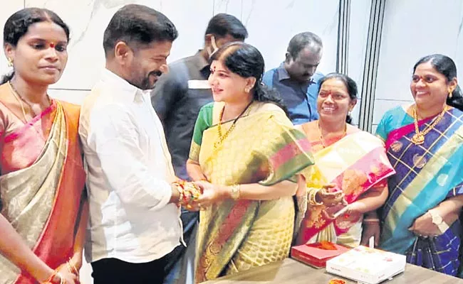 Rakhi Festival Celebrations Held At Gandhi Bhavan - Sakshi