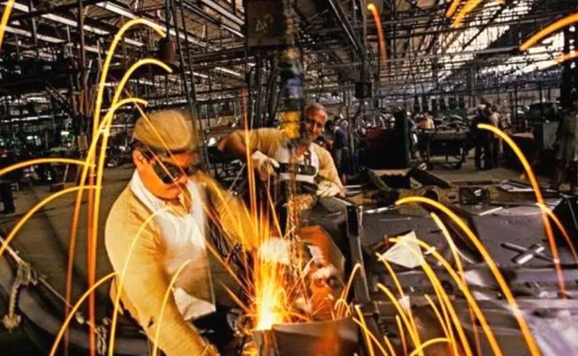 India Overtakes US To Cecome Second Most Manufacturing Destination - Sakshi