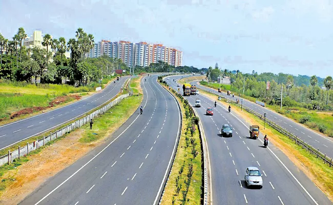 Construction of Greenfield Express Highway at a cost of Rs 10000 crores - Sakshi