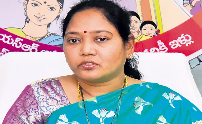 Mekathoti Sucharitha Comments On Chandrababu Naidu - Sakshi