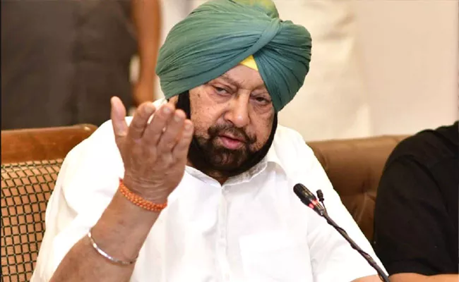 Crisis Erupts Again In Punjab Congress Ministers And MLAs Staged A Coup Against CM Amarinder - Sakshi