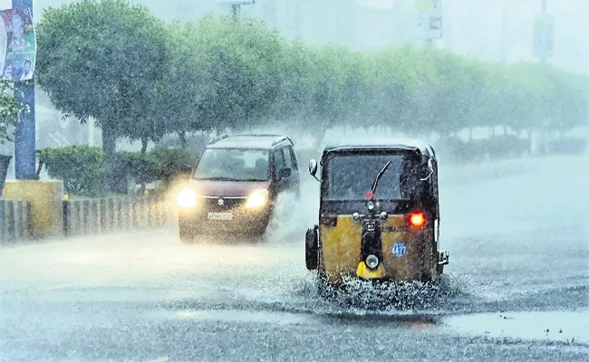 Heavy rains in three districts of Andhra Pradesh - Sakshi