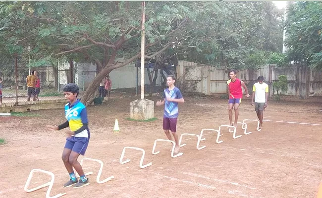 Two Girls Are Excelling In Sports In Nellore District - Sakshi