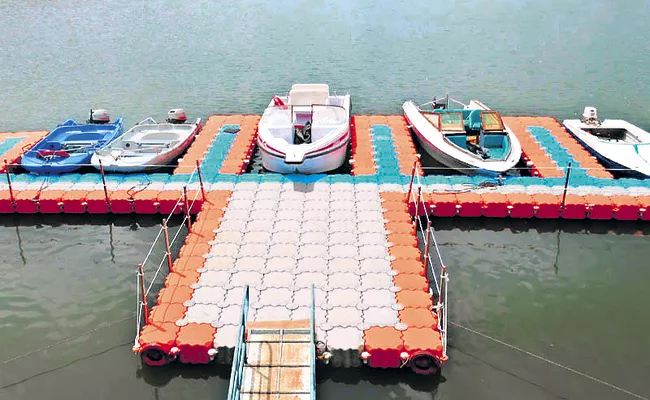 Floating Fishing Harbor in Prakasam District - Sakshi