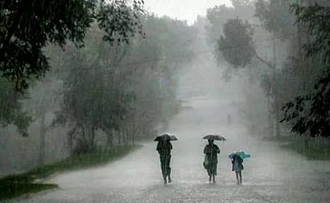 Heavy Rainfall Forecast For Six Districts In AP - Sakshi